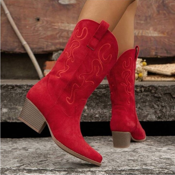 Western Embroidered Cowboy Fashion Boots - Picture 4 of 8